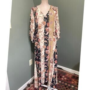 Saint + Sophia Maxi Dress. Black/Tan/Pink/ 3/4 sleeve.